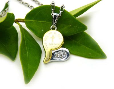 朋克項(xiàng)鏈潮男街舞帽項(xiàng)鏈hiphop飾品 掛墜女鈦鋼飾品 -藏銀鈦鋼鑲鉆項(xiàng)鏈