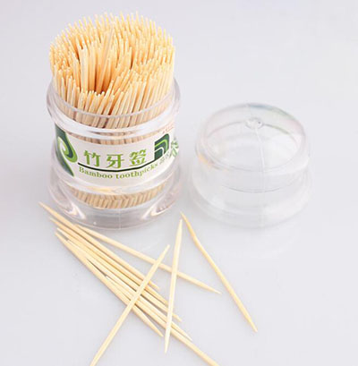 501牙簽瓶 廠家直銷批發(fā) 圓桶牙簽 兩頭尖 剔牙竹簽 天然環(huán)保牙簽300/件A15-2-2