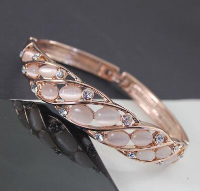 韓版高檔水晶貓眼石花朵手鐲女韓國(guó)鋯石手鏈?zhǔn)汁h(huán)手飾品生日禮物六C4-1-3