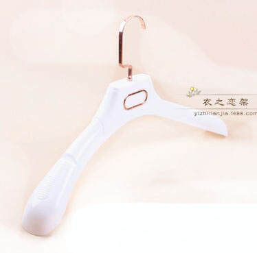 服裝店電鍍塑料防滑寬肩衣架批發(fā)A11-3-4